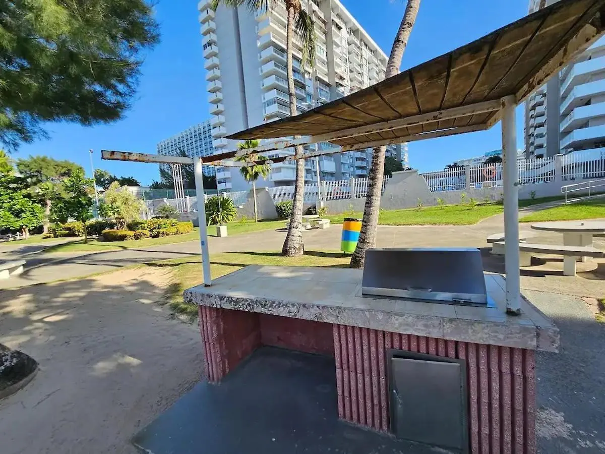 Apartment Steps From Foxwoods And Beach Front Bliss- 24Hrs Of Food And Fun San Juan